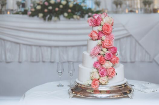 How to plan your perfect wedding cake